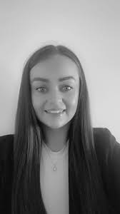 ⭐ Meet the team ⭐...