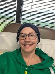 Kristin Millard's Instagram, Twitter & Facebook