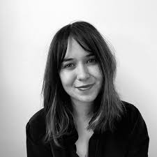 Sally Remington's Instagram, Twitter & Facebook