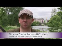 Posh-accented royal wedding TV expert is American