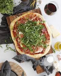 Enjoy a pepperoni & cheese stuffed crust pizza, crazy combo® & a 2l pepsi® meal for $13.49. Pizza Crudo Rucola E Grana Ekta Pdo Parma Pizza Parmesan Pizza Pizza Vegetable Pizza
