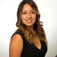 Ashley Tapper's Instagram, Twitter & Facebook