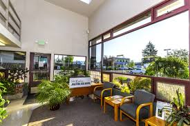 Our high quality adhesives and epoxies mean you are safely back on road within an hour of having the work completed in almost any kind of weather. Mt Baker Auto Glass
