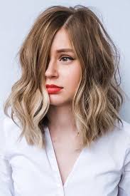 Design press has extensive collection of haircut examples and celebrity photos. The Most Flattering 50 Haircuts For Square Faces Lovehairstyles Com
