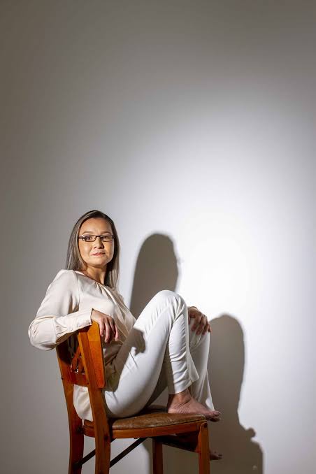 Linda Loaiza López - Editorial Dahbar