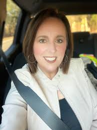 Hello, I'm Lue Ann and something to know about me is this was my first  cruise with my mom out of NYC. I love cruising and traveling.