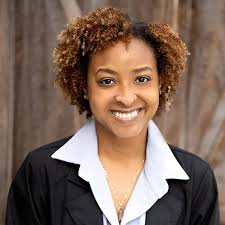 Breana Davis's Instagram, Twitter & Facebook