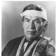 Chester Kahn's life as a Navajo artist and Baha'i