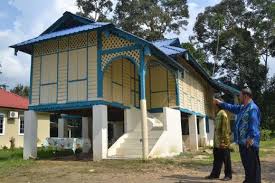 Penyusunan waktu solat fardhu telah diajarkan sendiri oleh malaikat jibrail kepada nabi muhammad s.a.w. Kampung Balun Bukan Tempat Orang Jahat