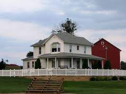 Maybe you would like to learn more about one of these? Field Of Dreams Farm House Field Of Dreams Iowa Travel The Places Youll Go