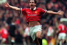 Manchester united is going head to head with liverpool starting on 13 may 2021 at 19:15 utc. Manchester United V Liverpool Five Classic Matches Manchester Evening News