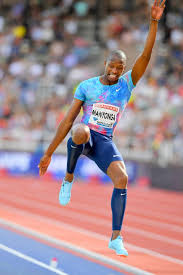 Neil cornelius (rsa) emerging as one of the world's best long jumpers in almost a decade, luvo manyonga added the south african and african records in 2017 to his growing list of accolades. Dyestat Com News Luvo Manyonga Leaps To World Long Jump Lead In Paris