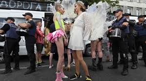 Последние новости киева на комсомольской правде в украине. Ukraine Holds Largest Gay Pride Event To Date In Kiev Bbc News