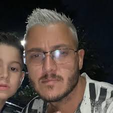 Victor Merida (@victor0123) • Instagram photos and videos