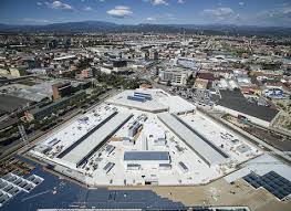 Da officine industriali abbandonate a moderno centro commerciale | Build  News