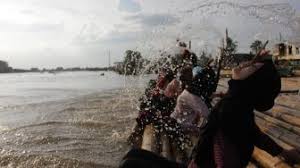 Tari nguri inimerupakan salah satu tarian tradisional yang cukup terkenal di indonesia,khususnya di daerah sumbawa sendiri sebagai daerah asalnya. Tari Kreasi Nusantara Jenis Jenis Dan Contohnya