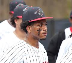 ADRIAN (@_AdrianRS28)