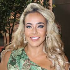 Stephanie Davis' Hair Transplant