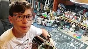 Hi guys, this is a fountain, handmade in XPS Foam, with real water effect  obtained with resins and a small trick for the jet of water that flows from  the tap;) The