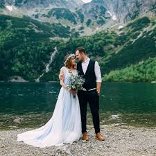 Working out at a high intensity helps to burn calories …. 40 Bride And Groom Poses List Classical And Creative Bride And Groom Poses