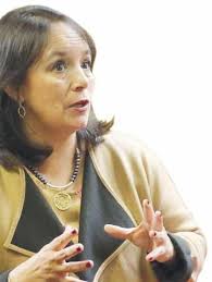 Edición N°624: Senadora Carmen Gloria Aravena ,Paris dejó alarma; Barra  "no es experto en seguridad" by TIEMPO21 (Edición papel Digital) 