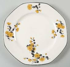 See more ideas about floral dishes, tea pots, pretty china. Homer Laughlin Yellowstone Shape Pattern Is Called Golden Rose Yellow Flowers With Black Leaves And Gray Foli Golden Rose Yellow Flowers Black Leaves