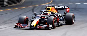 2021 / circuit de baku city circuit (azerbaidjan). Gp D Azerbaidjan Libres 1 Verstappen Plus Rapide Que Les Ferrari