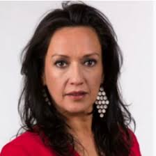 Existe un real compromiso con las comunidades trans en Chile? Soy Lorenza  Quezada Mendoza, actriz y activista.