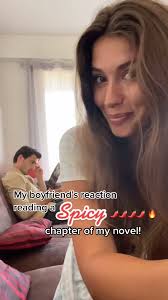 Understanding the Smart Genre in Spicy Fiction