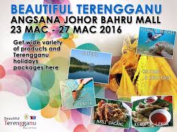 As waiters raced balancing trays in their hands, chefs were pitted against each other to whip up tantalising meals and desserts. Malaysia Beautiful Terengganu Ramble And Wander