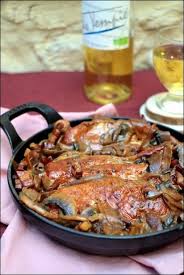 Poulet Aux Champignons Lardons Echalotes Et Miel Happy Papilles Recette En 2020 Poulet Aux Champignons Poulet Recette Filet De Poulet