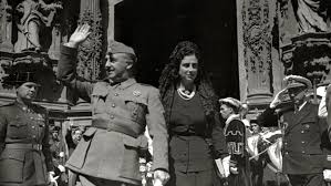 Hoy, a las 21:30, en as.com. Espana De La Guerra Civil A La Exhumacion De Franco