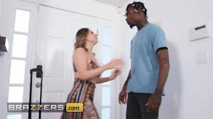 BRAZZERS - Damion Is About To See His Wifes Sister Brandy Renee & Soon  After They End Up Fucking On The Couch - EPORNER