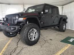 Gladiators On Mopar 2 Lift Kit Jeep Gladiator Forum Jeepgladiatorforum Com