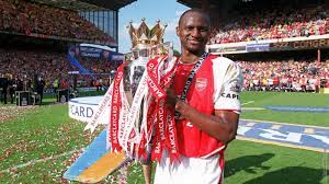 Vieira'nın takım içindeki lakabı 'le long'tu. August 14 1996 Vieira Signs For Club News Arsenal Com