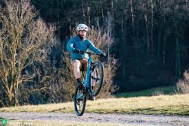 You can time travel forwards with turnips unharmed, as long as you don't hit sunday again, but if you next: The Best Off Road Step Through Of 2020 10 Ebikes In Review E Mountainbike Magazine