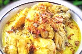 Kamu bisa membuat opor ayam sebagai hidangan spesial untuk makan bersama keluarga. Inilah Resep Opor Ayam Untuk Menu Hari Raya Lebaran Suara Dangdut