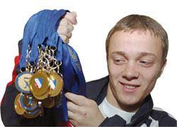 Super oliver stands small.. and very tall