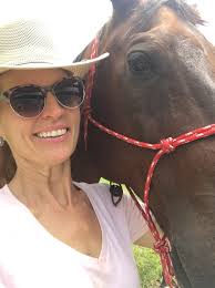 Reliable, Quality Horse Transport Serving the Fraser Valley, Lower Mainland  & South Coast Charter trips available Specializing in behavioural issues,  special needs horses & emergency clinic transport . 24/7 Emergency &  Disaster