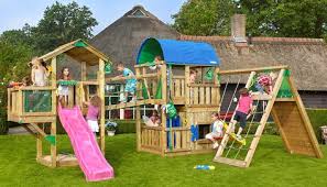 Kinderspielgerate Aus Holz Sind Ideal Fur Den Garten Wenn Sie Kinderspielgerate Im Eigenen Garten Haben Kommt Kei Spielplatz Ideen Klettergarten Kinder Garten