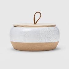 This candle is poured with quality paraffin and infused with real citronella oil to keep mosquitos and other flying insects away. 15oz Large Round Ceramic Citronella Candle Threshold Target