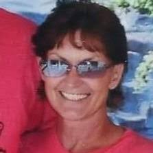 Tina Newell's Instagram, Twitter & Facebook