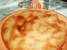 Gateau Canadien Aux Pommes Et Sirop D Erable Recette Ptitchef Recette Sirop Erable Alimentation Recette