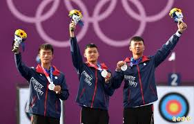 Jun 03, 2021 · 主揪者遊戲id： 伺服器server： tw∣na∣eu∣cn∣kr∣其他 揪團類型： 召喚峽谷：一般對戰│雙排積分｜彈性積分 扭曲叢林：一般對戰｜彈性積分 咆嘯深淵：一般對戰 C0pwgz Pzidd2m