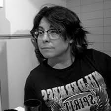 Stream Edith Escobar music