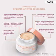 The colour is quite similar but the consistency and the texture are very different ! Uv Defense Cream Hydrating Tinted Sunscreen Sendayu Tinggi Free Gift Shopee Malaysia