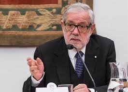 Attraverso la rubrica la bilancia e il bilancio diamo spazio a questo contributo settoriale in materia di riforma della giustizia, assieme ad ulteriori progetti tecnicamente articolati in tema di riforma del processo civile ed in specie della giustizia. 4kgelsohcmnhgm