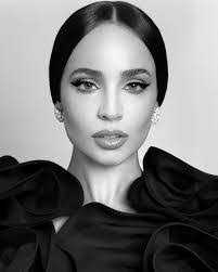 Carson Day's Instagram, Twitter & Facebook