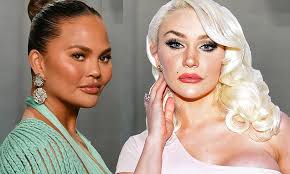 In the exclusive pics obtained by page six, the happy couple packed on the. Courtney Stodden Claims Chrissy Teigen Told Her To Kill Myself Daily Mail Online