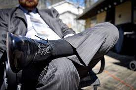 Mens Socks How To Choose The Best Socks For Your Outfit Mens Socks Mens Dress Socks Cool Suits